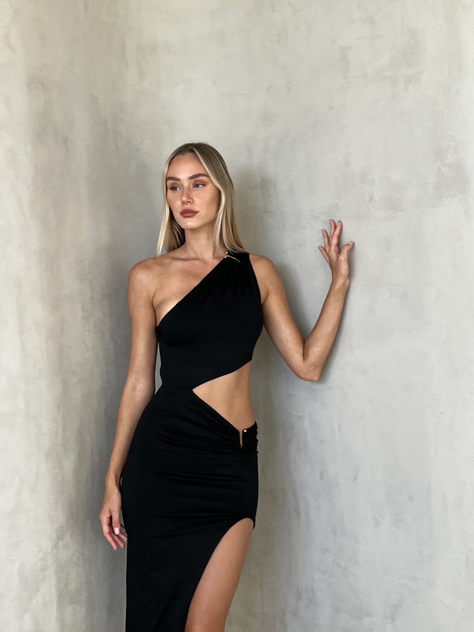 OR DRESS