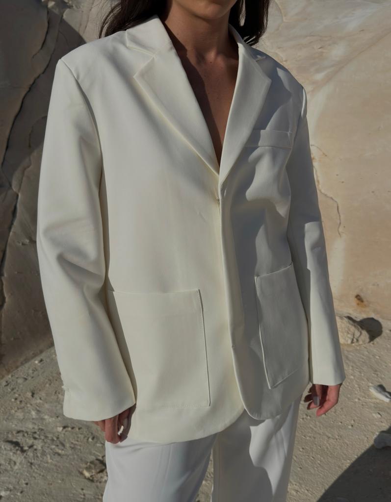 AMANDA BLAZER