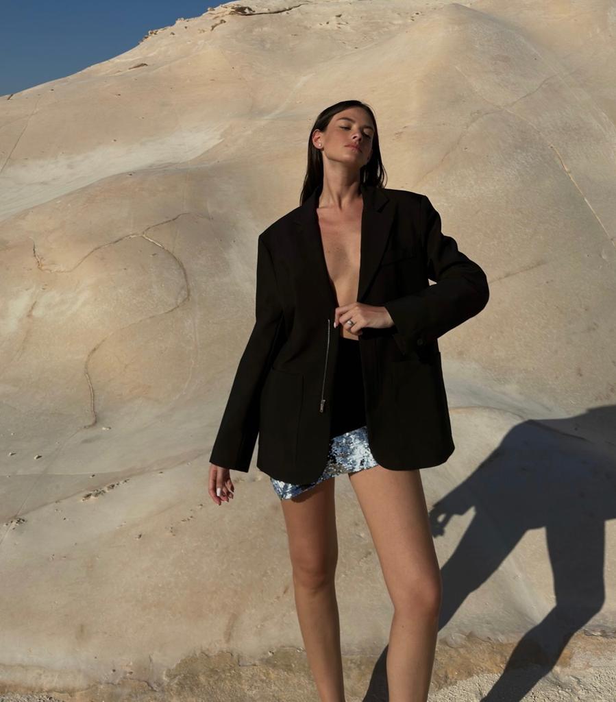 AMANDA BLAZER